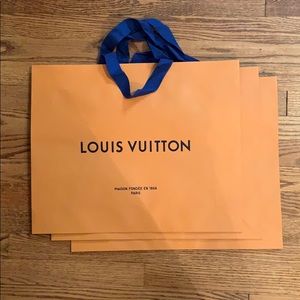3 Louis Vuitton retail bags